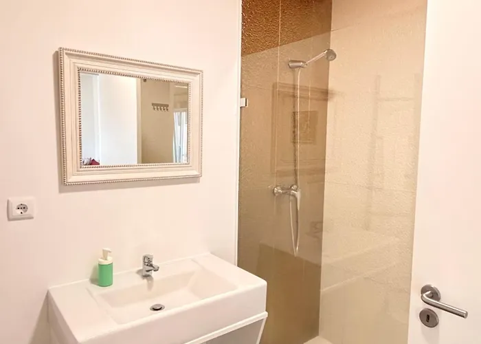 Golden Halcyon - Villa *